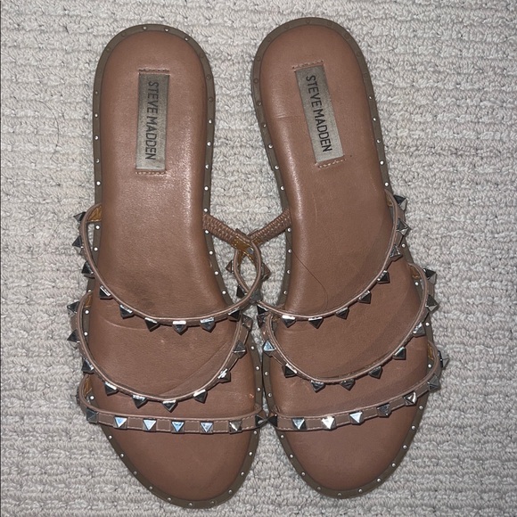 Steve Madden studded tan sandles size 9 - Picture 4 of 6